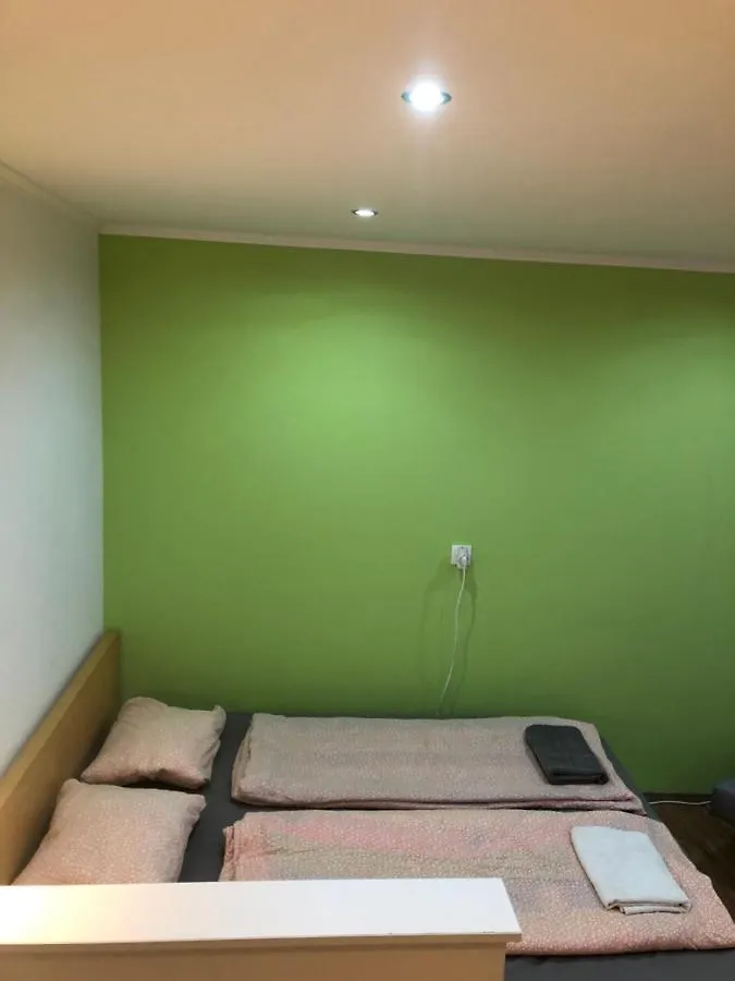 Kert Kapcsolatos Lakas Privat Parkoloval Apartment Budapest